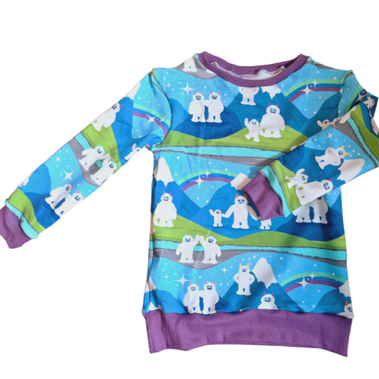 Yeti Family childrens jumper (age 4 - 5 years)